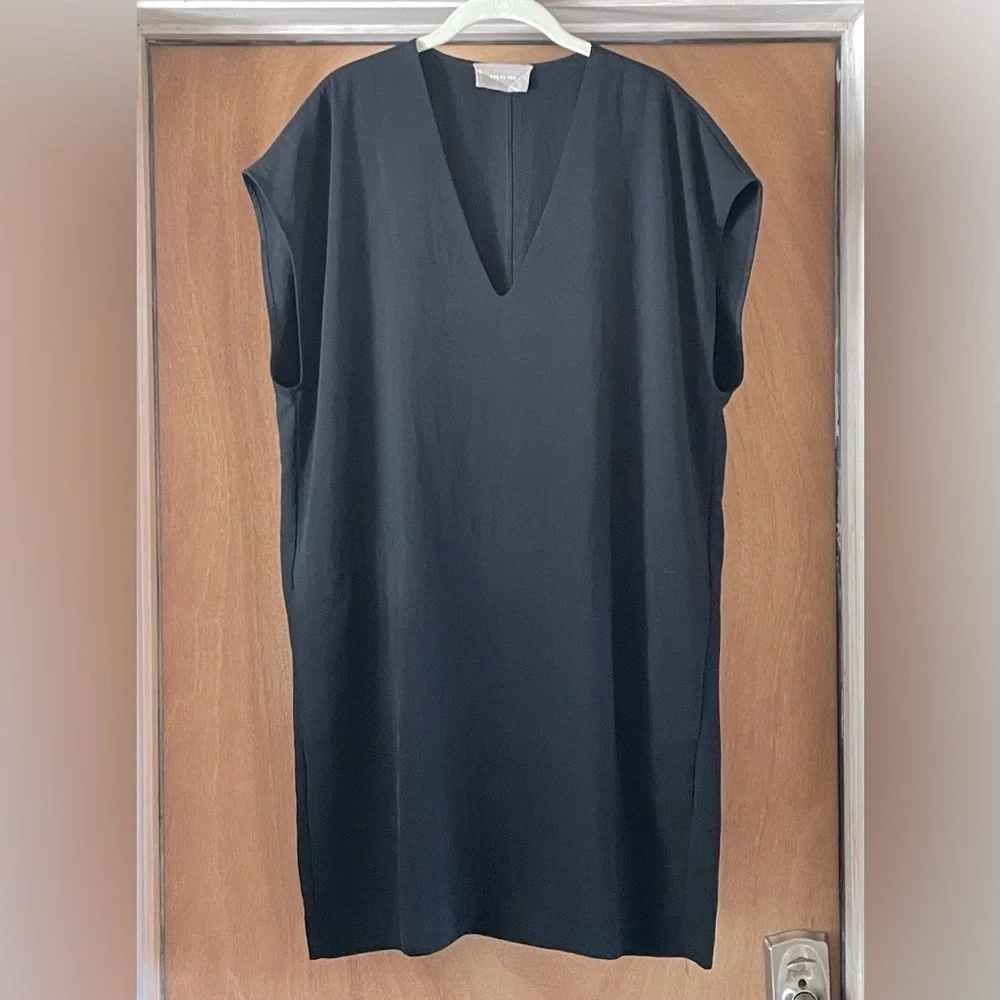 Everlane Japanese GoWeave Sleeveless Cocoon Dress Black V-Neck Women’s 14 Large